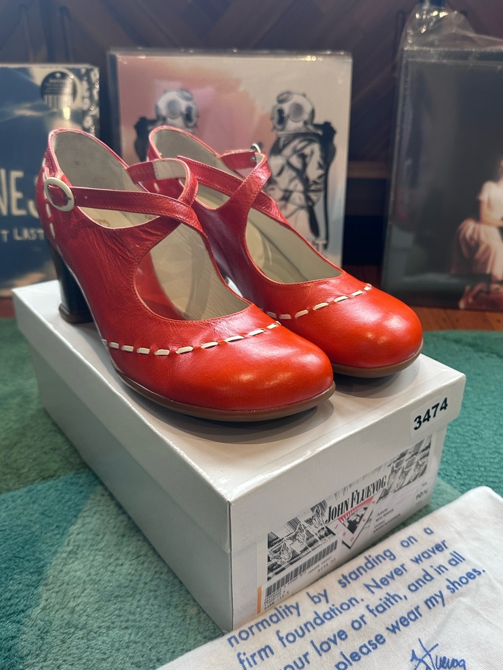 Fluevog VINT NEARLY NEW Operetta Malibran orange crisscross MJ heel-10.5 (fit 10